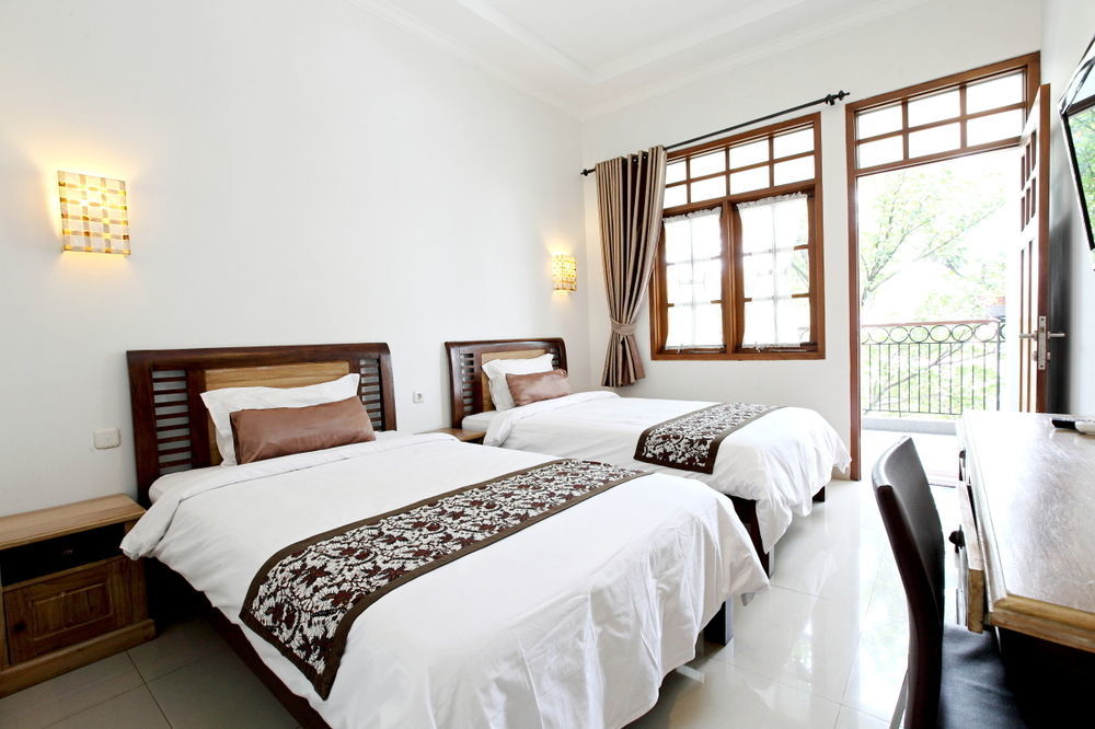 de' Halimun Guest House Bandung Extérieur photo